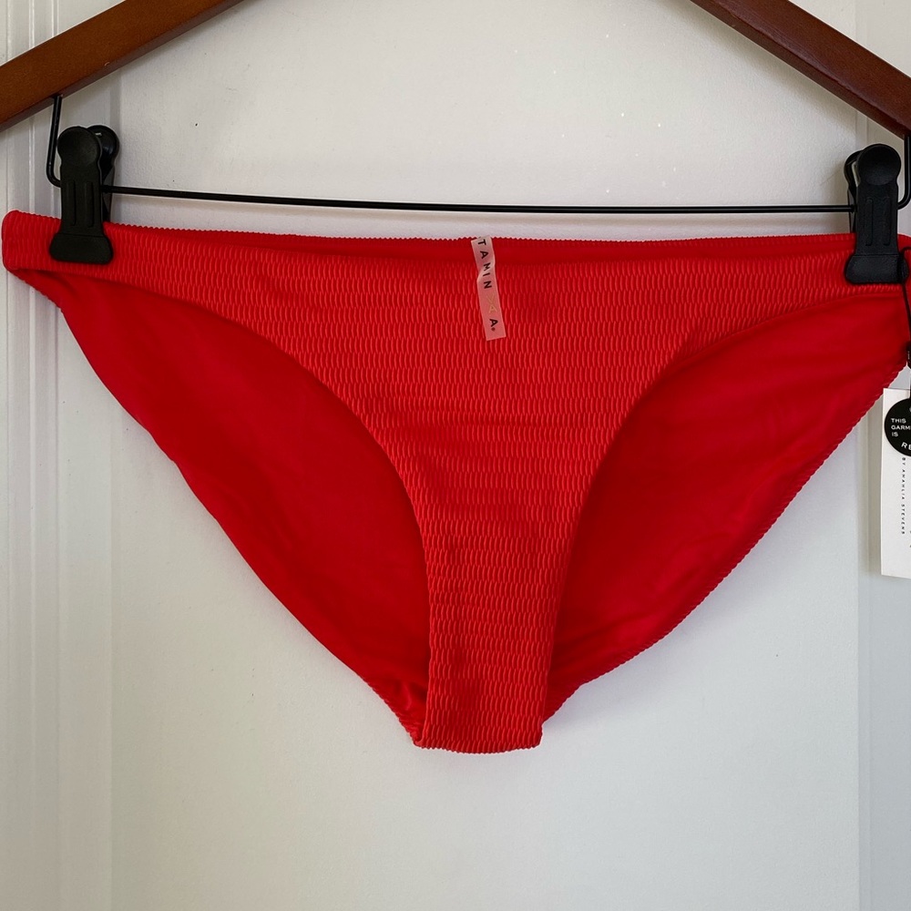 Vitamin A Red Reversible High Leg Cheeky Bikini Bottom Size L - Picture 6 of 15